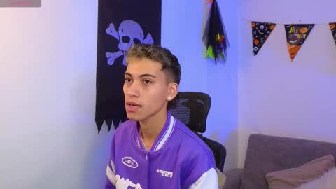 yulian_vasquez online show from 10.21.25