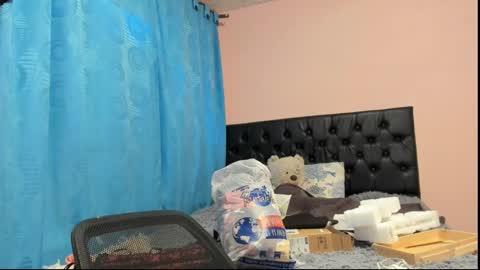 Snapshot of yulico chatting on 01.30.25 emmy online show from 01.30.25