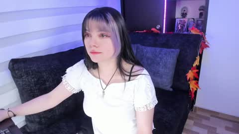 Snapshot of yume_aoki chatting on 01.14.25 Yume online show from 01.14.25