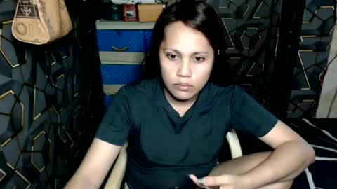 Snapshot of yumi_white chatting on 06.15.26 yumi online show from 06.15.26