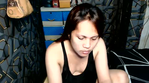 Snapshot of yumi_white chatting on 06.21.26 yumi online show from 06.21.26
