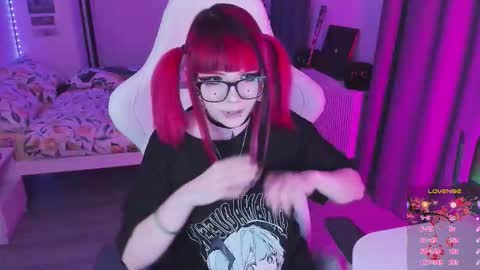 Snapshot of yumi_youkai chatting on 02.10.26 Yumi 3 online show from 02.10.26