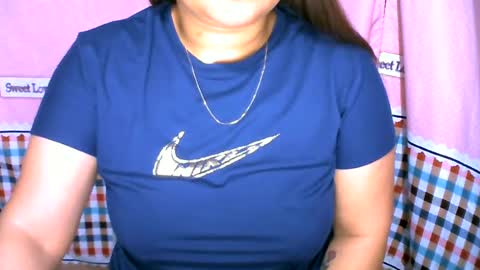 Snapshot of yumie_pussyx chatting on 06.19.26 Yumie online show from 06.19.26
