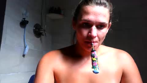 Snapshot of yumiepussyy chatting on 10.01.25 Payton kelly online show from 10.01.25