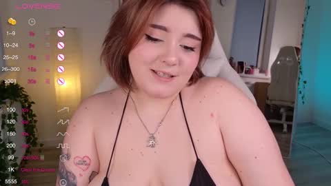 YumemiyaYumi online show from 10.21.25