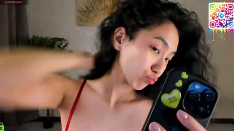 Snapshot of yummy_lamii chatting on 05.06.26 Cindey online show from 05.06.26