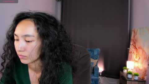 Snapshot of yummy_lamii chatting on 06.22.26 Cindey online show from 06.22.26