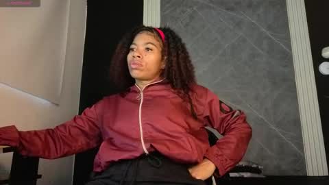 Yummyduo online show from 11.18.25