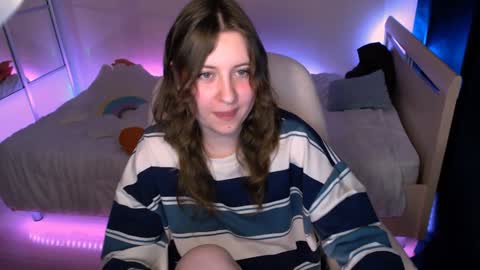 Snapshot of yummypolly chatting on 01.10.25 YummyPolly online show from 01.10.25