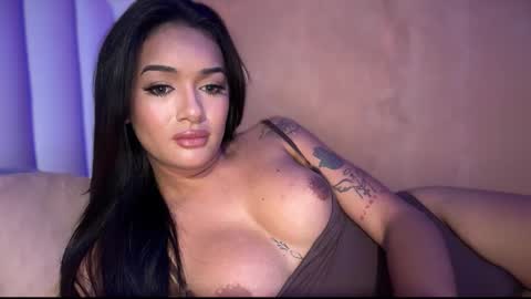 Goddes Renalyn online show from 09.25.25