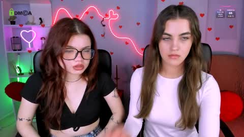 Snapshot of yuna_kim_ chatting on 04.01.26 Yuna online show from 04.01.26