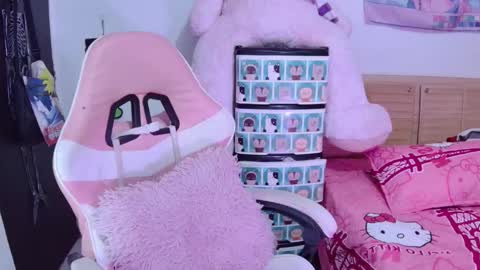 yuna_pink666 online show from 01.18.25