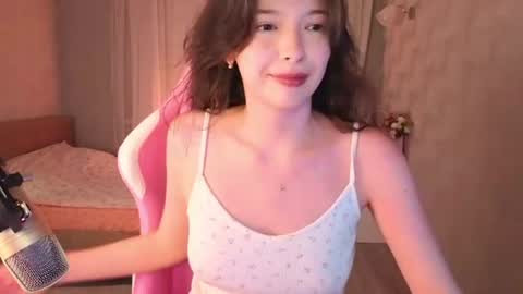Snapshot of yuna_sunshy chatting on 06.20.26 Yuna online show from 06.20.26
