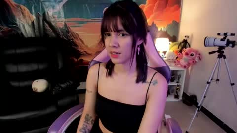 Snapshot of yunablack chatting on 06.19.26 Yuna online show from 06.19.26