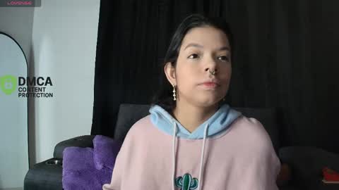 Snapshot of yungelitamor_ chatting on 04.25.26 ELITA online show from 04.25.26