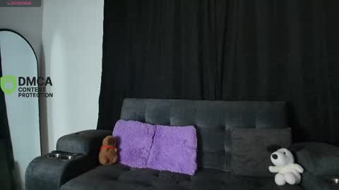 Snapshot of yungelitamor_ chatting on 05.03.26 ELITA online show from 05.03.26