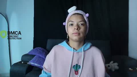 Snapshot of yungelitamor_ chatting on 06.09.26 ELITA online show from 06.09.26