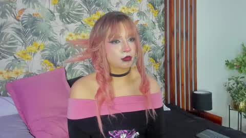 Yuri Kay online show from 04.28.26