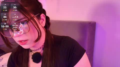 Snapshot of yuri_stars chatting on 02.24.26 Yuri Stars online show from 02.24.26