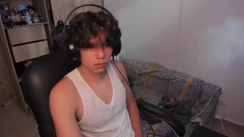 yurii_moody online show from 11.22.25