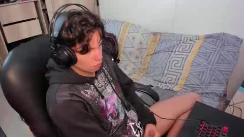 Snapshot of yurii_moody chatting on 02.13.26 yurii_moody online show from 02.13.26