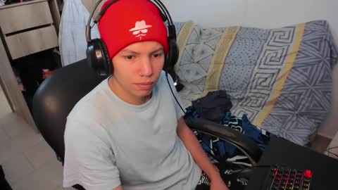 Snapshot of yurii_moody chatting on 02.25.26 yurii_moody online show from 02.25.26