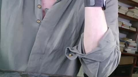 Snapshot of yvanbonar181018 chatting on 09.11.25 yvanbonar181018 online show from 09.11.25