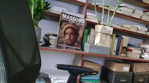 Snapshot of yvanbonar181018 chatting on 09.15.25 yvanbonar181018 online show from 09.15.25