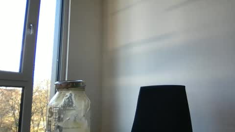 Snapshot of yvesbunnny chatting on 11.19.25 yvesbunnny online show from 11.19.25