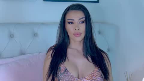 Laura online show from 12.05.25