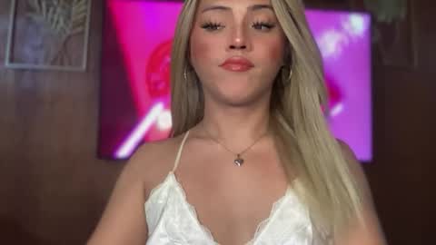 Miss Cali online show from 01.12.26