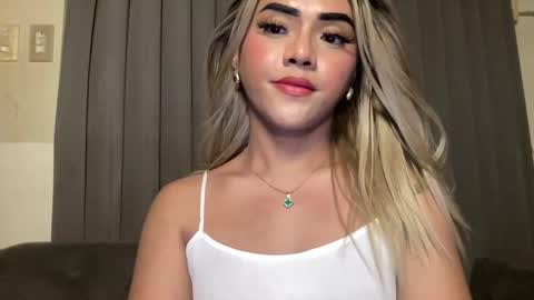 Snapshot of yvonne_guidotti chatting on 06.04.26 Miss Cali online show from 06.04.26