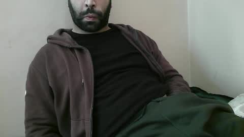 Snapshot of yxxtxxdentyk chatting on 02.04.25 Bi BearXXX online show from 02.04.25