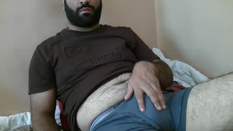Snapshot of yxxtxxdentyk chatting on 10.01.25 Bi BearXXX online show from 10.01.25