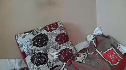 Snapshot of yxxtxxdentyk chatting on 10.17.25 Bi BearXXX online show from 10.17.25