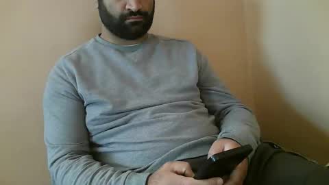 Snapshot of yxxtxxdentyk chatting on 11.07.25 Bi BearXXX online show from 11.07.25