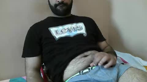 Snapshot of yxxtxxdentyk chatting on 05.15.26 Bi BearXXX online show from 05.15.26