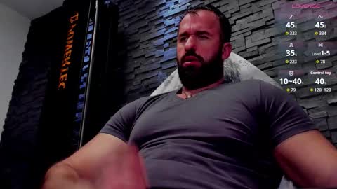 Snapshot of yy_david_yy chatting on 02.11.26 David online show from 02.11.26