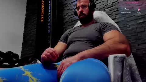 Snapshot of yy_david_yy chatting on 02.17.26 David online show from 02.17.26