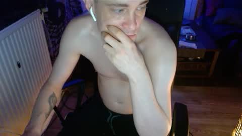   online show from 11.08.25