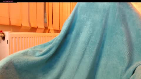 yzza_suave online show from 02.12.25