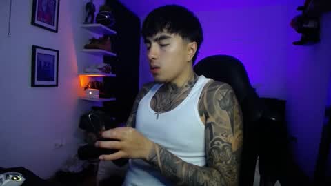 zac_muller1 online show from 02.05.26