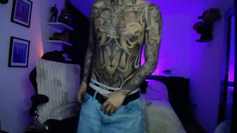 zac_muller1 online show from 05.20.26