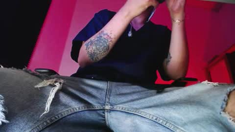 Zac Freelance model online show from 12.14.25