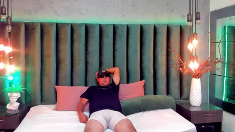 Snapshot of zacandmarcosmg_ chatting on 12.30.24 zacandmarcosmg_ online show from 12.30.24