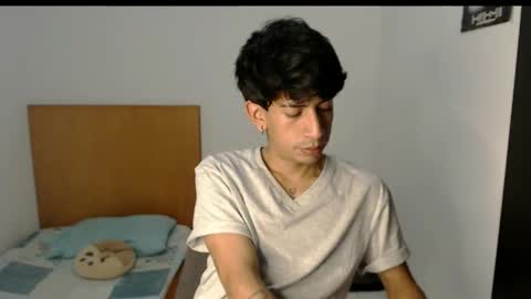 Snapshot of zack_kingg chatting on 04.30.26 Zack King online show from 04.30.26