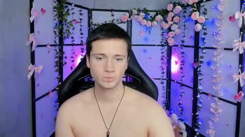 Snapshot of zackhandsome chatting on 02.13.25 Zack online show from 02.13.25