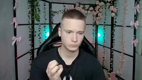 Snapshot of zackhandsome chatting on 02.26.25 Zack online show from 02.26.25