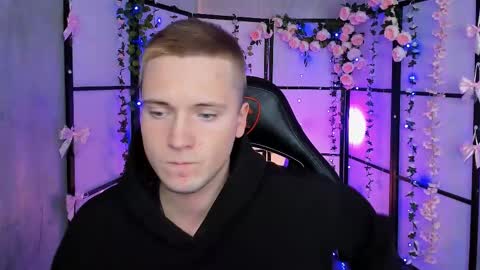 Snapshot of zackhandsome chatting on 03.06.25 Zack online show from 03.06.25