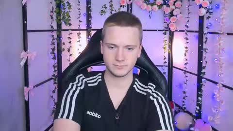 Snapshot of zackhandsome chatting on 03.11.25 Zack online show from 03.11.25